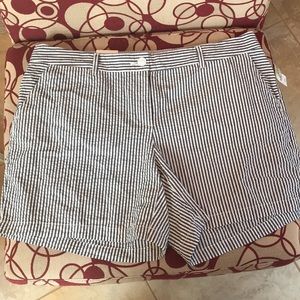 Crown Ivy woman pinstriped shorts Sz-18w